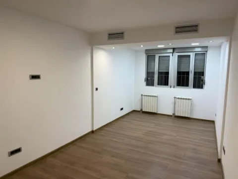 Sale, two bedroom apartment, 70m², Filmski Grad, Beograd