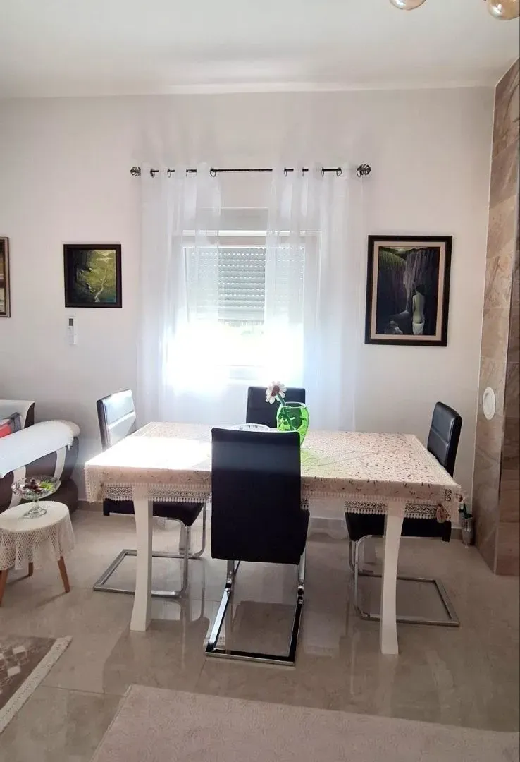 Sale, house, 82m², Velje Brdo, Podgorica