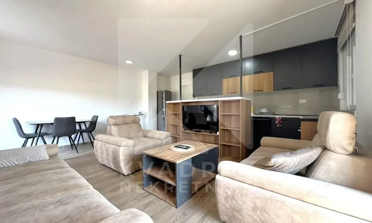 Izdavanje, dvosoban stan, 70m², Donja Gorica, Podgorica