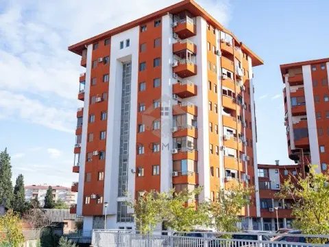 Izdavanje, dvosoban stan, 88m², Tuški Put, Podgorica - image 10