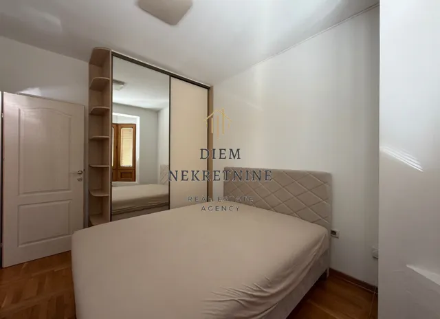 Rent, two bedroom apartment, 65m², Centar, Podgorica