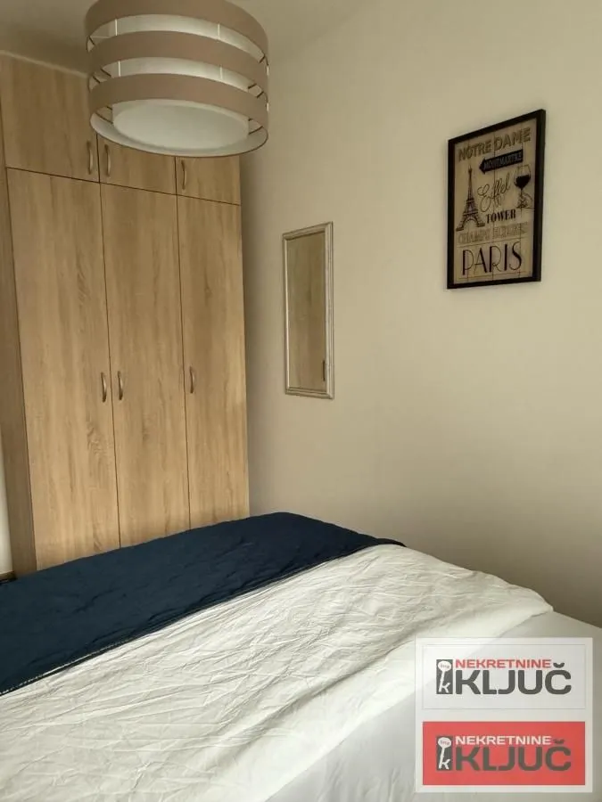 Izdavanje, jednosoban stan, 37m², Bulevar Evrope, Novi Sad Sve Podlokacije