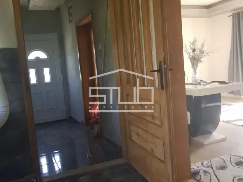 Prodaja, kuća, 205m², Draževac, Obrenovac - image 7