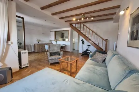 Izdavanje, trosoban stan, 85m², Botanička Bašta, Palilula Sve Podlokacije - image 4
