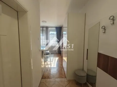 Izdavanje, stan, 22m², Rotkvarija, Novi Sad Sve Podlokacije - image 8