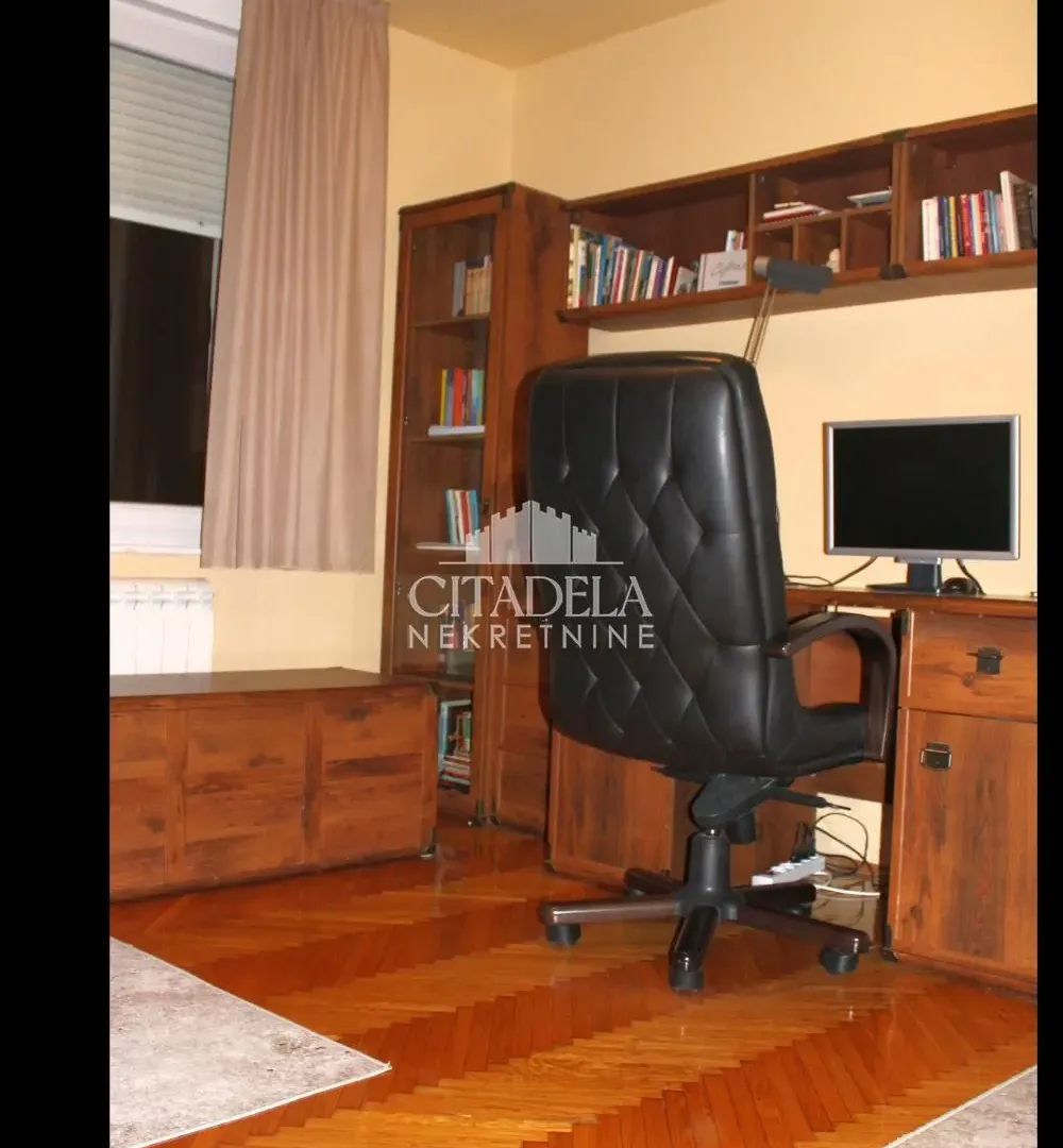 Sale, four bedroom apartment, 104m², Gradska Bolnica, Zvezdara Sve Podlokacije