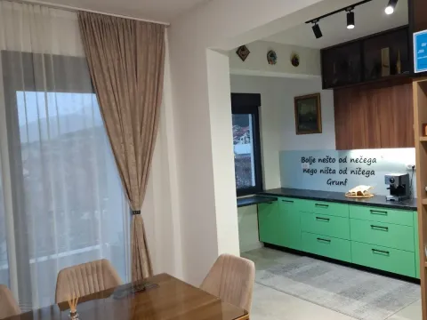 Izdavanje, dvosoban stan, 70m², Kalimanj, Tivat - image 6