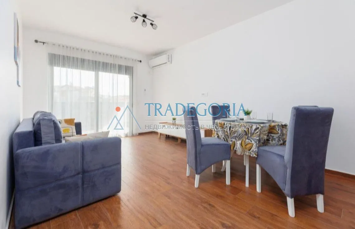 Prodaja, dvosoban stan, 67m², Dobra Voda, Bar