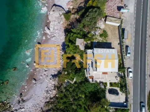 Prodaja, kuća, 200m², Bar, Crna Gora - image 22