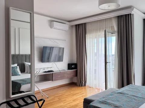 Rent, apartment, 43m², Bečići, Budva - image 6