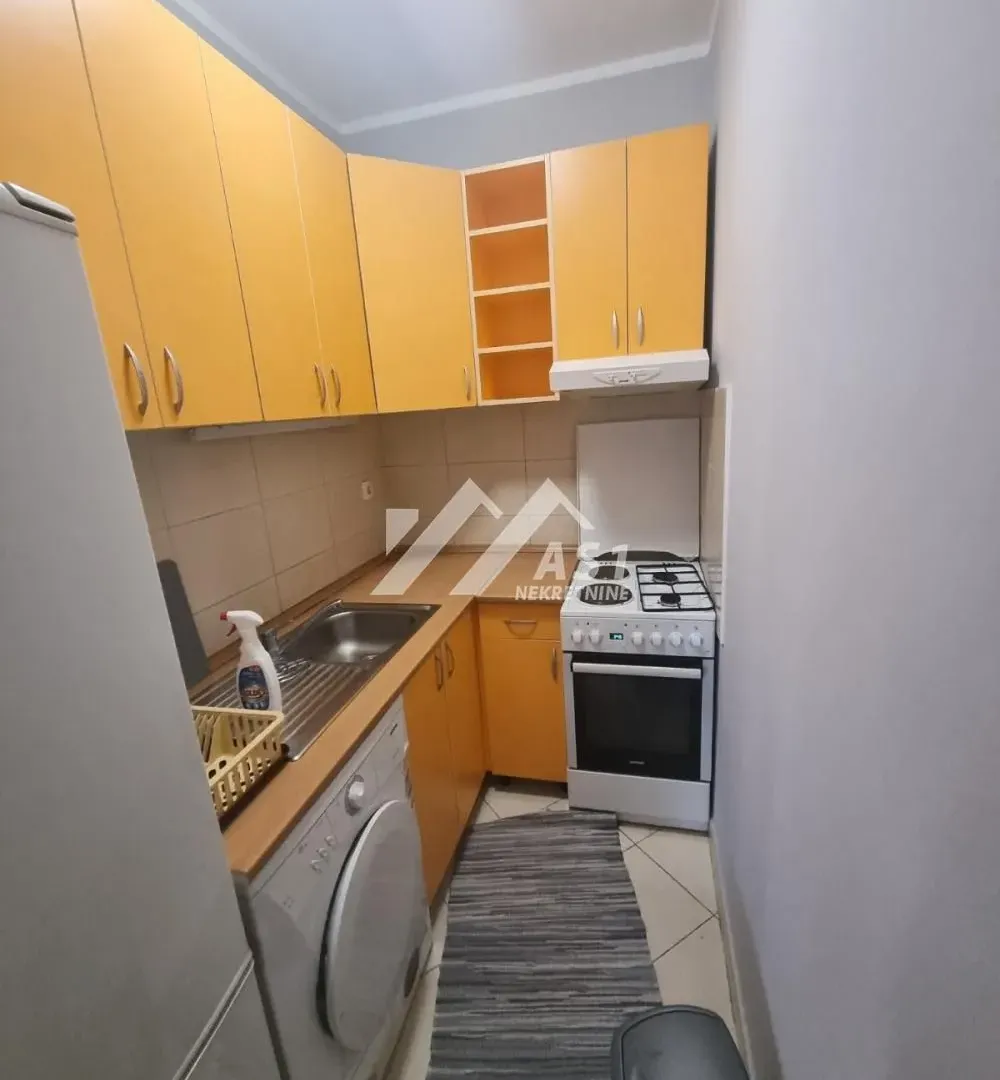 Rent, apartment, 28m², Bulevar Oslobodjenja, Novi Sad Sve Podlokacije