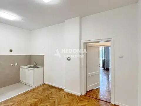 Rent, office space, 99m², Savski Venac, Beograd - image 6