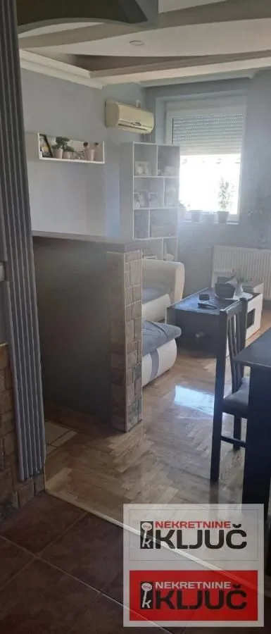 Prodaja, dvosoban stan, 45m², Nova Detelinara, Novi Sad Sve Podlokacije