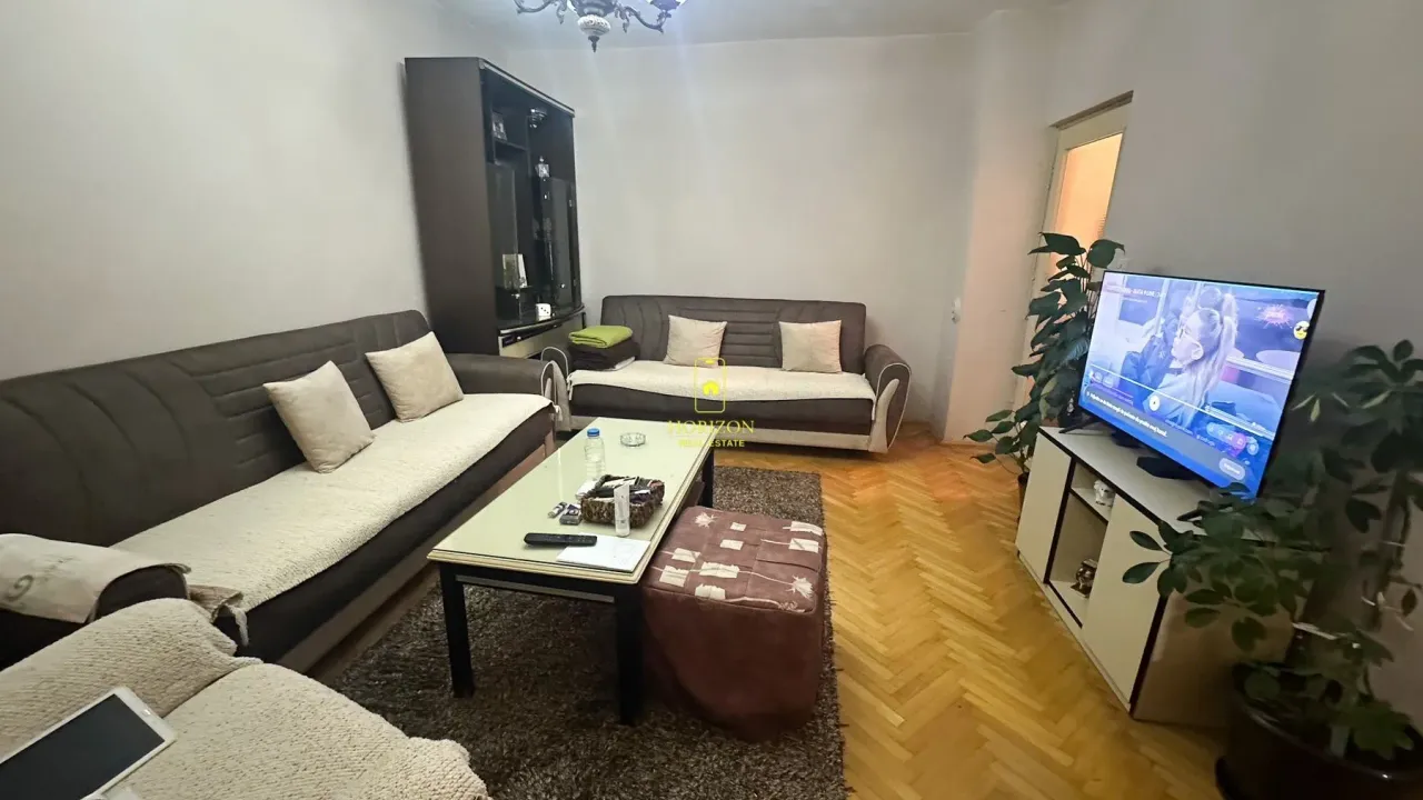 Prodaja, dvosoban stan, 72m², Baston, Podgorica