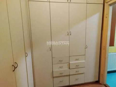 Izdavanje, trosoban stan, 90m², Vračar Sve Podlokacije, Beograd - image 20