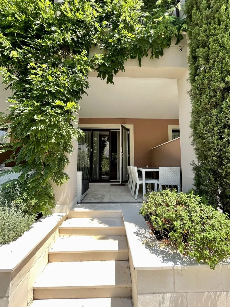 Rent, two bedroom apartment, 125m², Porto Montenegro, Tivat
