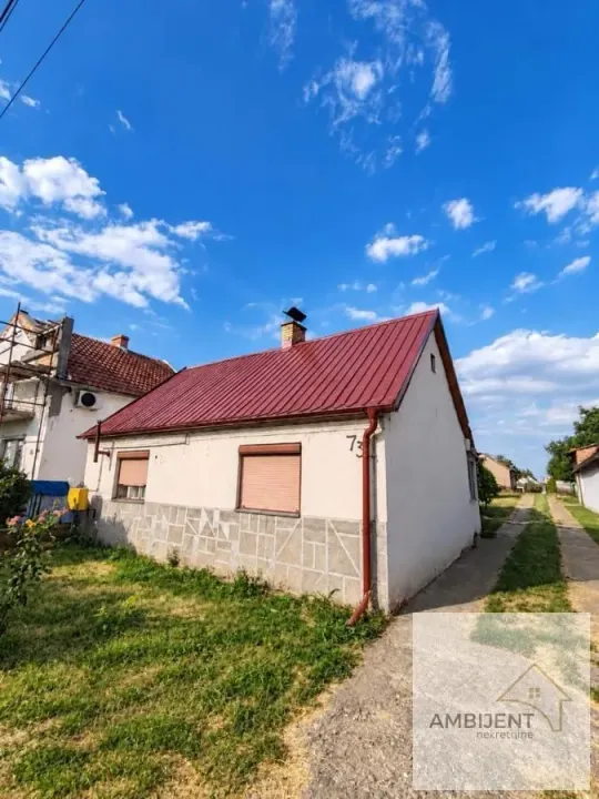 Sale, house, 58m², Centar, Inđija