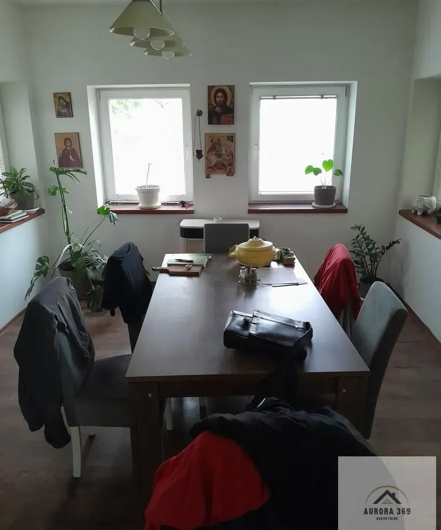 Prodaja, kuća, 240m², Sajlovo, Novi Sad Sve Podlokacije