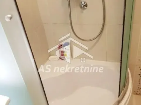 Izdavanje, dvosoban stan, 50m², Đeram Pijaca, Beograd - image 21