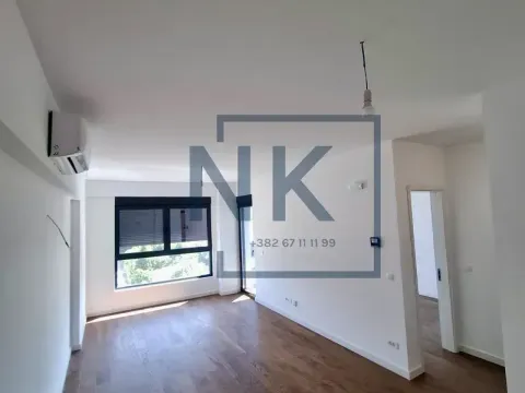 Sale, one bedroom apartment, 44m², Centar, Bar - image 1