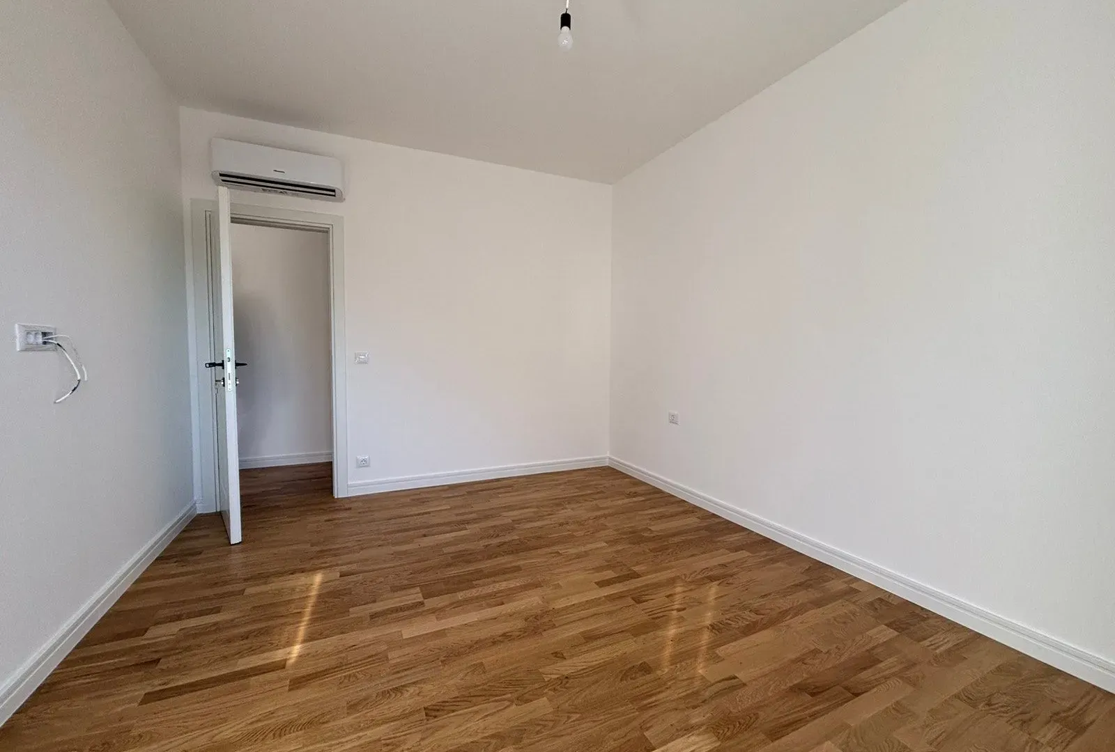 Sale, one bedroom apartment, 56m², Sutomore, Bar