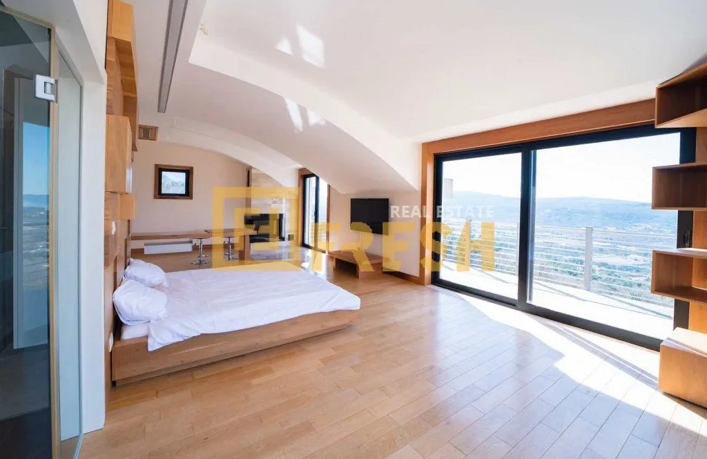 Prodaja, kuća, 310m², Kotor, Crna Gora