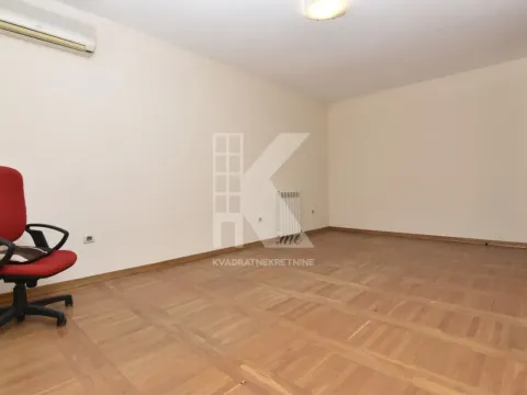 Izdavanje, trosoban stan, 110m², Preko Morače, Podgorica - image 2