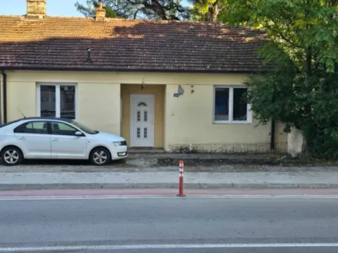 Izdavanje, poslovni prostor, 50m², Pobrežje, Podgorica - image 6