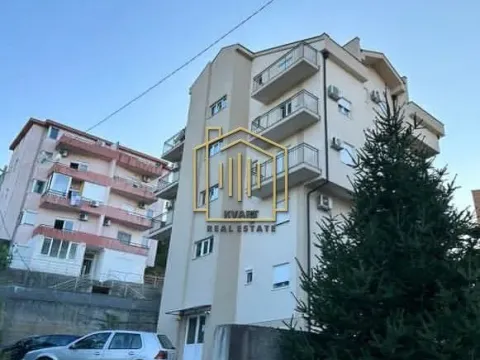 Izdavanje, trosoban stan, 68m², Zabjelo, Podgorica - image 2
