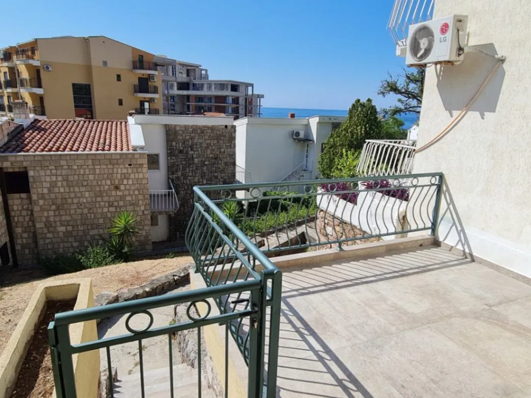 Prodaja, kuća, 105m², Petrovac, Budva