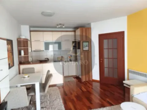Izdavanje, jednosoban stan, 53m², City Kvart, Podgorica