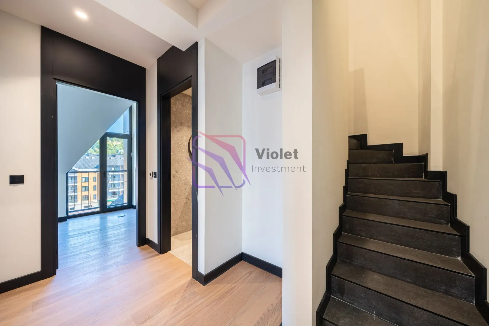 Prodaja, četvorosoban stan, 107m², Kolašin, Crna Gora