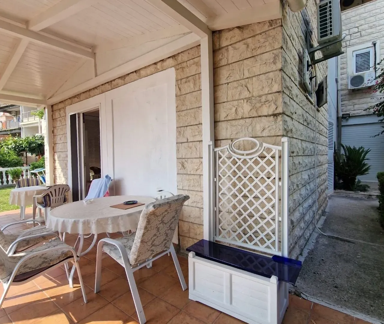 Sale, two bedroom apartment, 56m², Petrovac, Budva