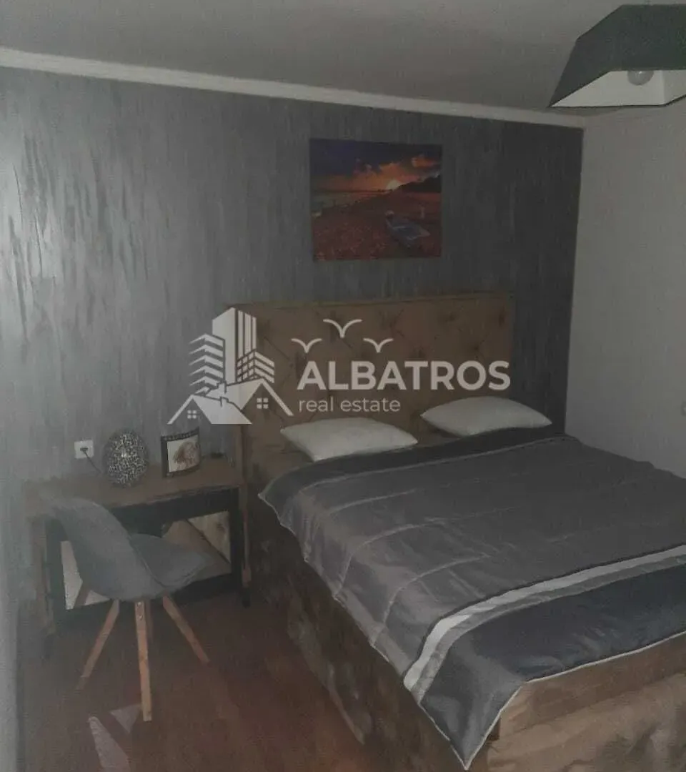 Rent, one bedroom apartment, 52m², Šušanj, Bar