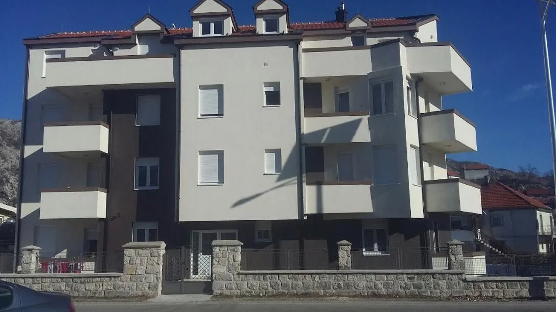 Prodaja, stan, 62m², Cetinje, Crna Gora