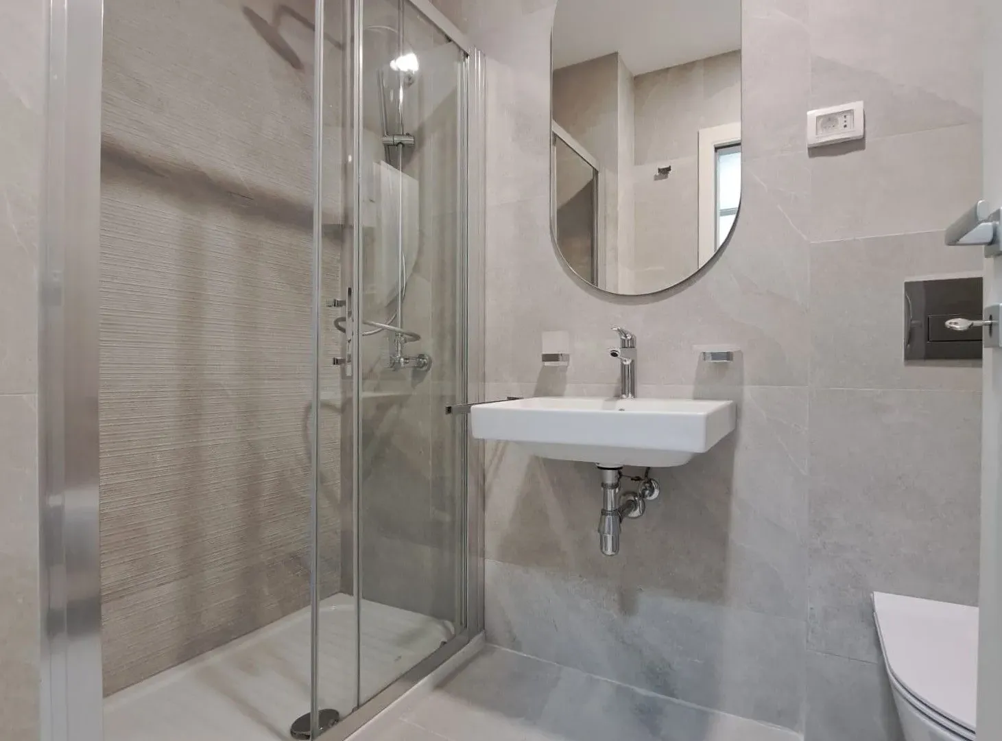 Rent, studio apartment, 33m², Central Point, Podgorica