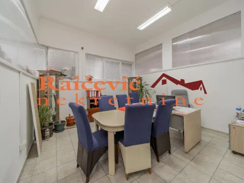 Prodaja, poslovni prostor, 315m², Vojvode Vlahovica, Beograd - image 12