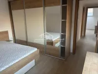 Prodaja, kuća, 250m², Petlovo Brdo, Beograd - image 8