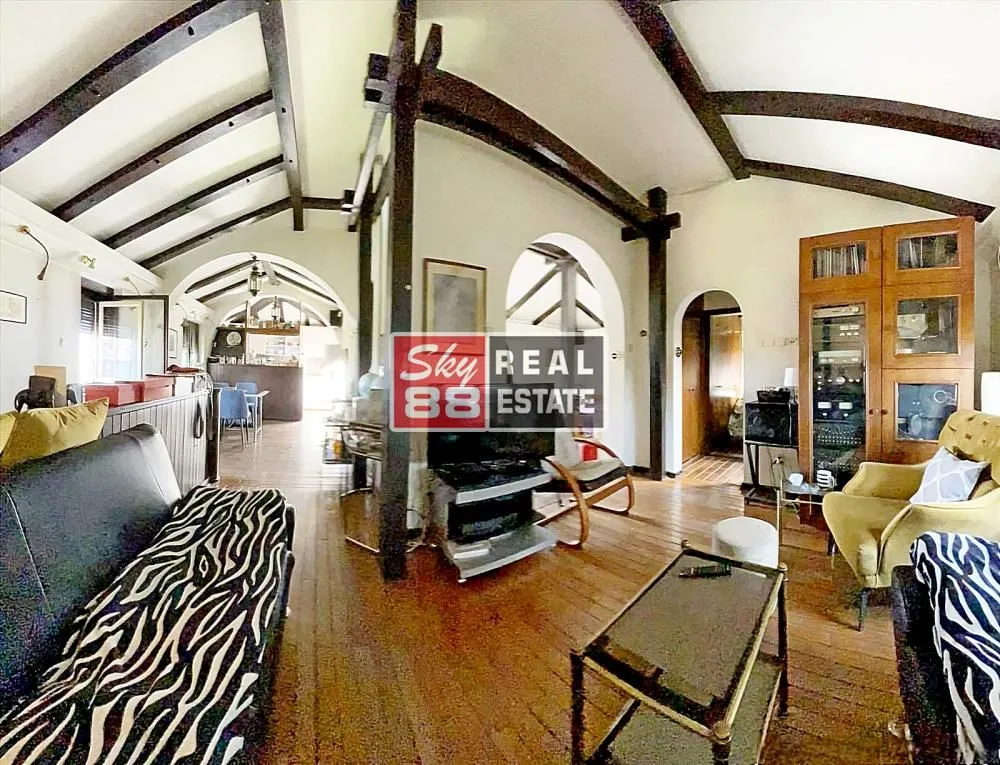Prodaja, kuća, 401m², Zemun Kalvarija, Zemun Sve Podlokacije