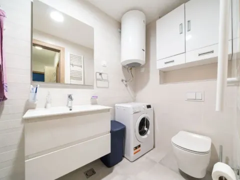 Izdavanje, dvosoban stan, 70m², Master Kvart, Podgorica - image 10