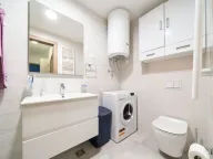 Izdavanje, dvosoban stan, 70m², Master Kvart, Podgorica - image 10