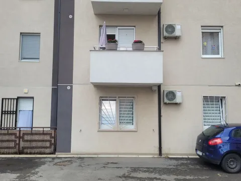 Sale, two bedroom apartment, 49m², Zvezdara Sve Podlokacije, Beograd