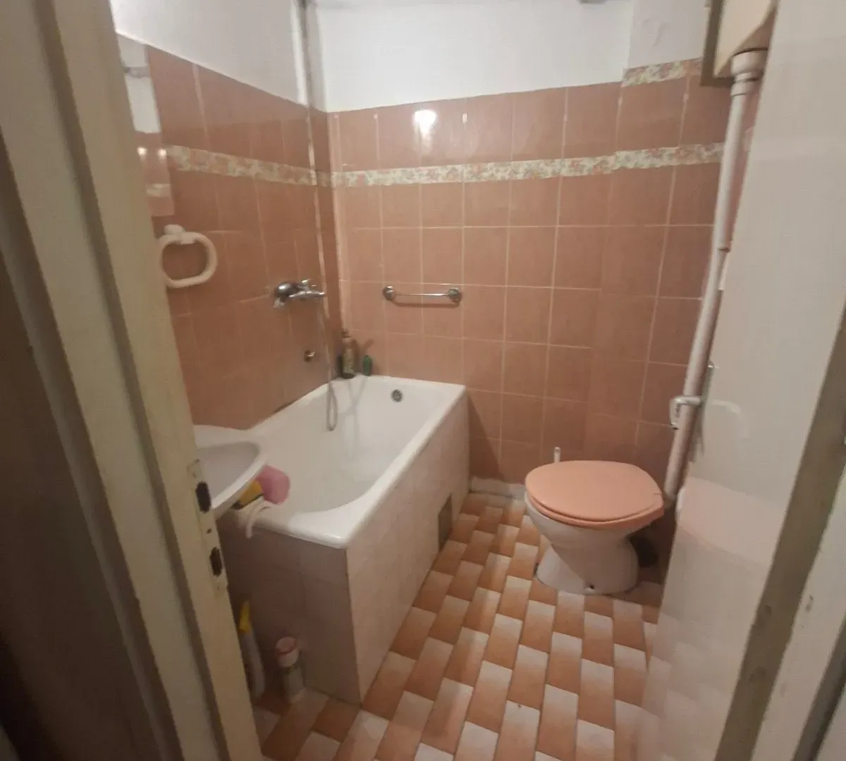 Prodaja, garsonjera, 42m², Preko Morače, Podgorica