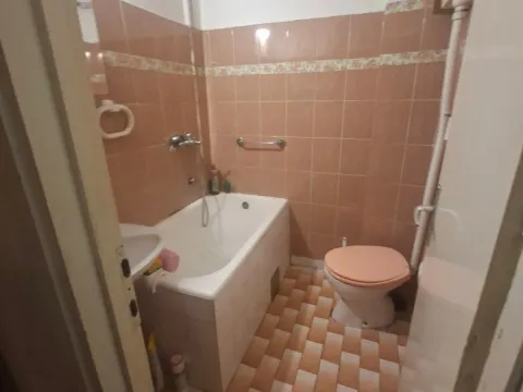 Prodaja, garsonjera, 42m², Preko Morače, Podgorica - image 12