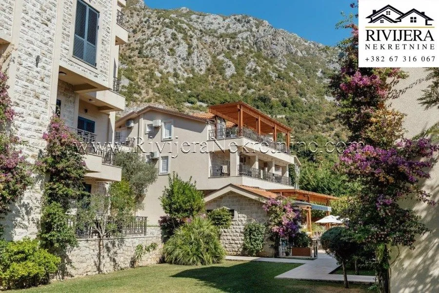 Prodaja, jednosoban stan, 36m², Morinj, Kotor