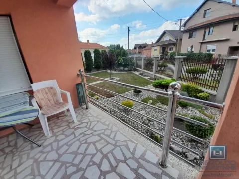 Prodaja, kuća, 180m², Centar, Ćuprija - image 12