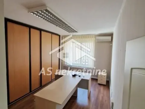 Izdavanje, četvorosoban stan, 126m², Novi Beograd Sve Podlokacije, Beograd - image 14