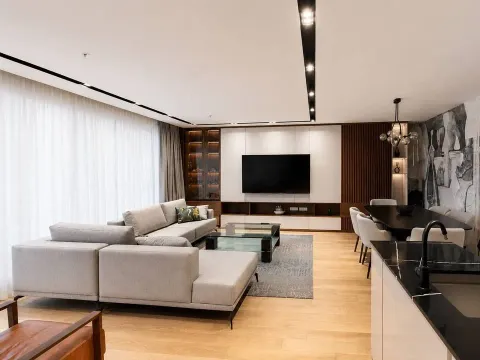 Prodaja, trosoban stan, 142m², Centar, Budva - image 2