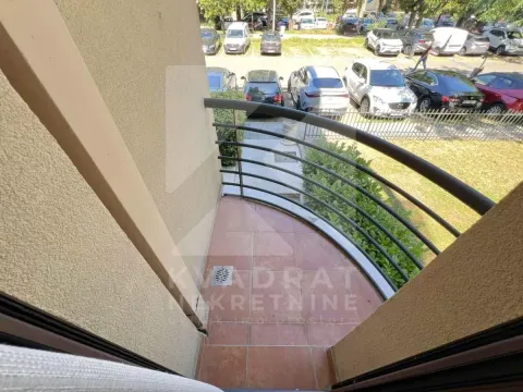 Prodaja, trosoban stan, 141m², Preko Morače, Podgorica - image 4