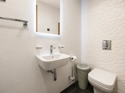 Izdavanje, dvosoban stan, 70m², Ljubović, Podgorica - image 9
